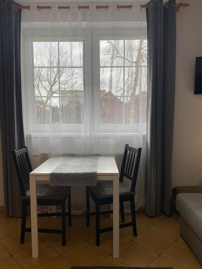 Pokoje Pod Kasztanami Jantar Buitenkant foto